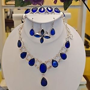 (NWT) Blue Sapphire Gemstone Set